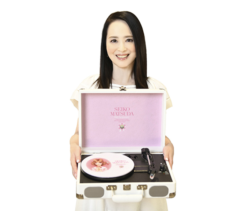 松田聖子オリジナルデザイン・ポータブルレコードプレーヤー