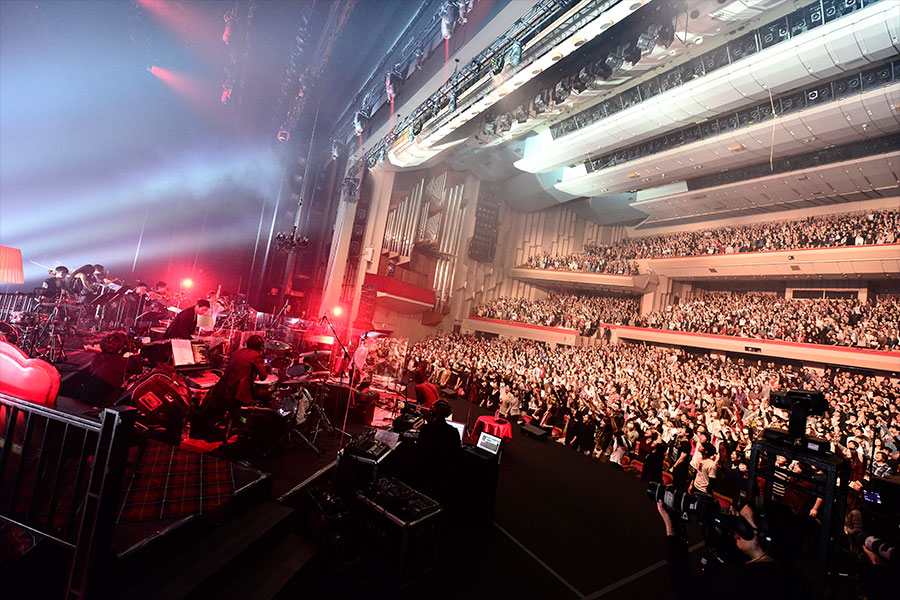 The Afterglow Tour 2012